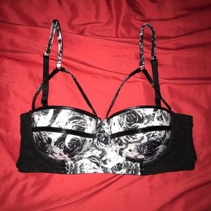 Cute skull bra